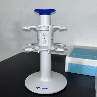 Eppendorf Research Plus Kit w/ Stands image 3